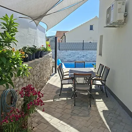 Tatil Evi Supuk Vinišće