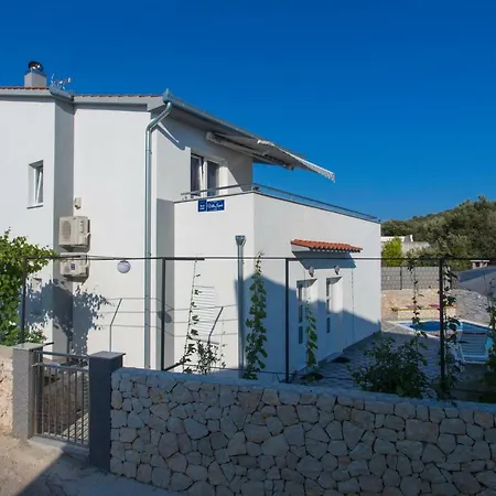 Holiday home Supuk